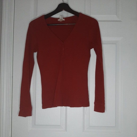 V-Neck Red Sleeved Shirt - Picture 1 of 1